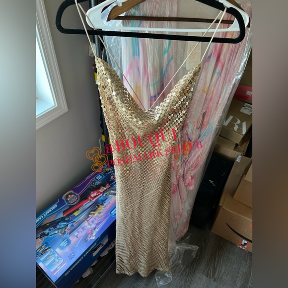 BLOGGERS FAV ZARA GOLD MESH SLIP DRESS - Picture 2 of 13